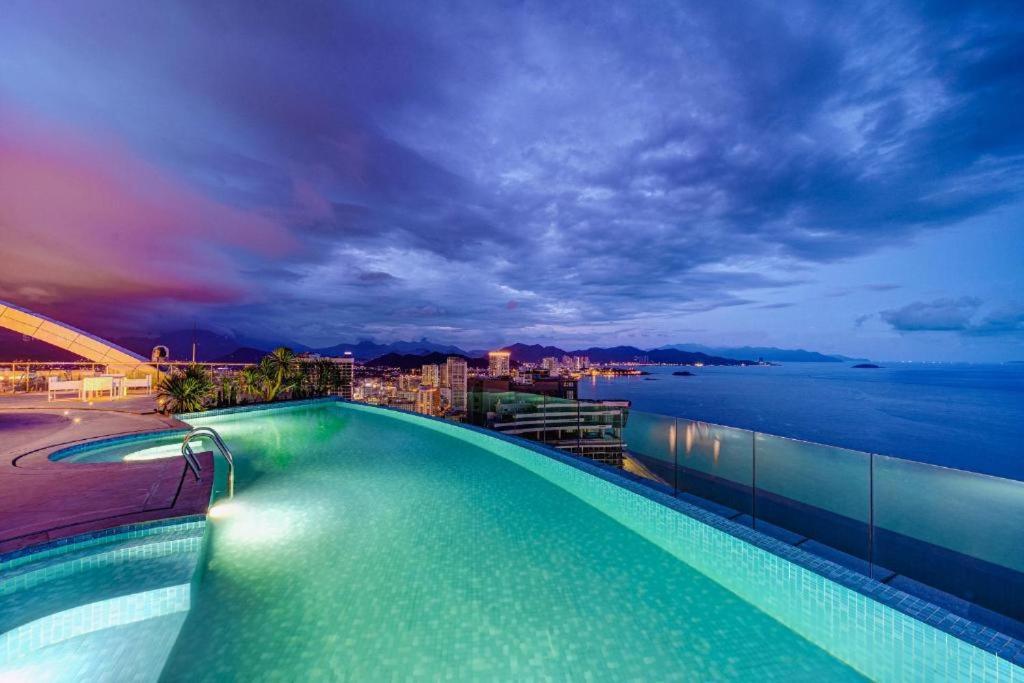 Oceandream Panorama Luxury Suites Να Τρανγκ Εξωτερικό φωτογραφία