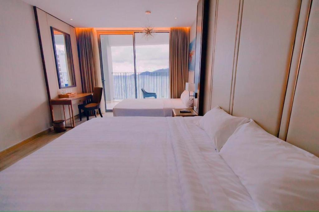 Oceandream Panorama Luxury Suites Να Τρανγκ Εξωτερικό φωτογραφία