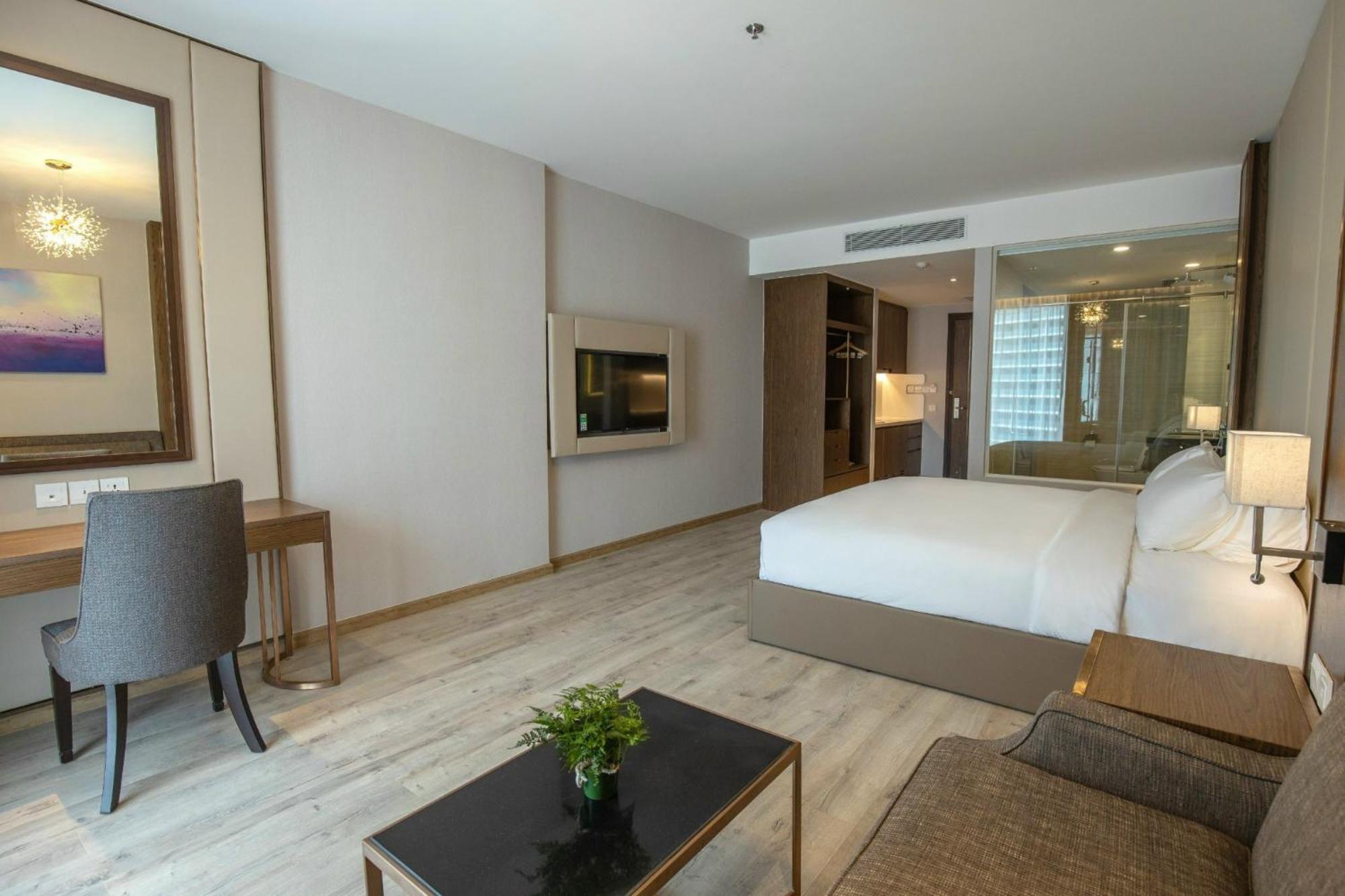 Oceandream Panorama Luxury Suites Να Τρανγκ Εξωτερικό φωτογραφία